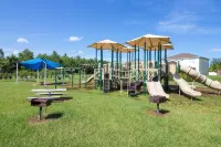 South Facing Private Pool with Lake View & Spa - Quiet Vacation Area - Family Friendly