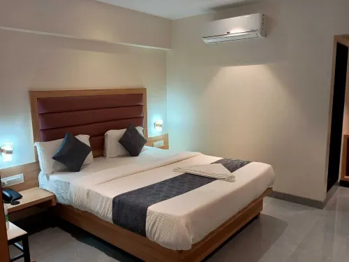 Hotel Legacy Inn