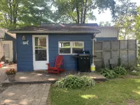 West Lake Cottage Hotels in Prince Edward County