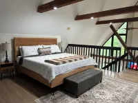 Eagle's Nest A-Frame Cabin Mountain Retreat with EV Charger @ Massanutten Resort