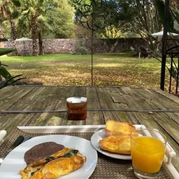 Magnolias Jardin & Boutique Suites