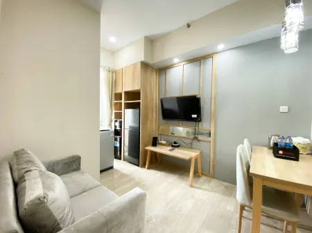 Simply Look and Comfort 1Br Vasanta Innopark Apartment Отели рядом с достопримечательностью «Bonecom Tricom Mm2100»