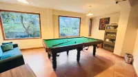 Hotel Rising Star with Garden with Private Parking Near to Mall Road