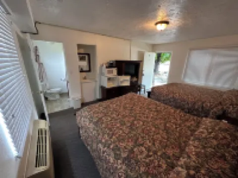 Kanosh Motel Hotels in Millard County