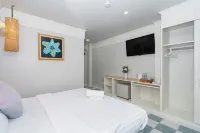 Patong Social Hotel