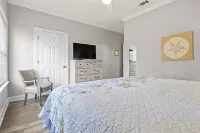 Tranquil 2-bedroom condo in charming Foley close to beaches, Owa and Ballfields!