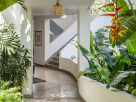 Stylish 2BR w Pool Near Candolim and Coco Beach Hotels in Nerul