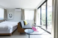 Amarancia Cottage Hugging Nature House