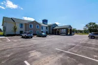 Cobblestone Inn & Suites - Barron - 3-Star
