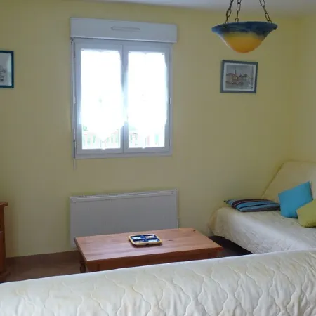 Brand new house with all mod cons, beaches/Casino/Hippodrome of Deauville nearby Hotels in Touques