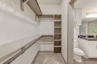 Woodlands/Conroe Luxury Apartment  near hospitals, Exxon, HP, and mall