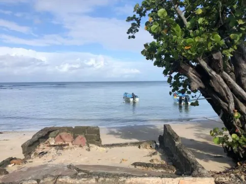 Store Bay Suite at Goodheart's Comfort Inn