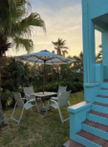 Coral Suite - close to beaches/kayaks/dock/stunning views/EVcharger