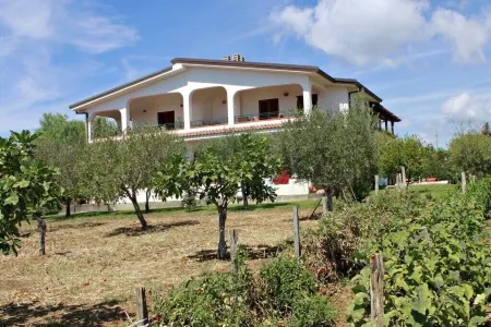 Wohnung auf Großzügigem Anwesen mit Traumblick Отели в г. Скалея