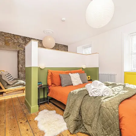 Funky Studio Near The Beach