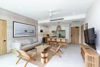 Tropic Modern Condo w/shared pool workspace Nosara