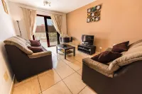 60sq.m Roof Solarium, 50sq.m Rear Terrace: BBQ, Fibre WiFi, TV (BBC, SKY sports)