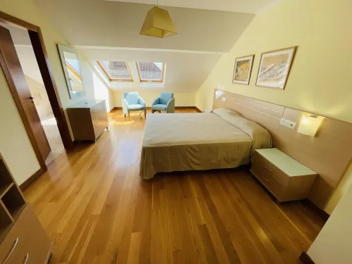 FIRST LINE BEACH, SPA, SWIMMING POOLS, TENNIS, PADDLE, SQUASH, GARDEN, CHILDREN'S PLAYGROUND. Hotels in O Grove