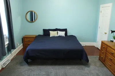 NEWLY UPDATED in 2024! 3 bedroom 1 bath beach house. 8 minutes to Cedar Point! Hoteles cerca de Zoom Flume