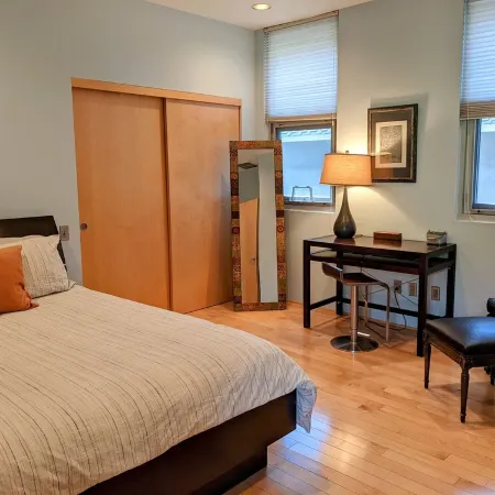Architecture Award Winner! Exclusive Rooftop Hot Tub Near Old Town & Downtown