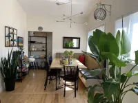 Spacious Convenient place, 10 min from Downtown