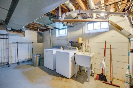 Stylish & Fully Furnished Home