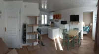 Small cocoon 600 metres from the beach