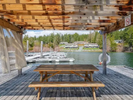 The Spot on Sproat Lake