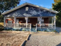 Beach house 3BR/3.5BA 5 minute walk to bay with extra parking for a boat/RV - 2 stjerner