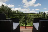Discover romantic cabin with jacuzzi near La Fortuna at only 25 min drive