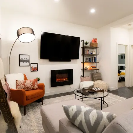 Hot Tub, 3 min to Resort, Fully Stocked Kitchen Complimentary Local Coffee