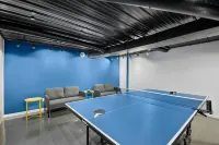 Charming 5-BR, 8 mins to ND, in Museum District