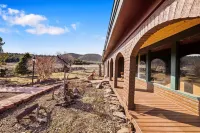 family getaway with hot tub and game room on 2 acres