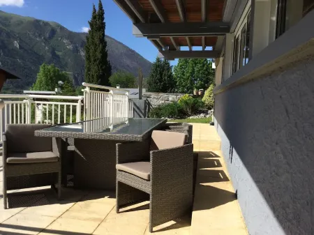 In chalet, warm T4 with character, panoramic view terrace