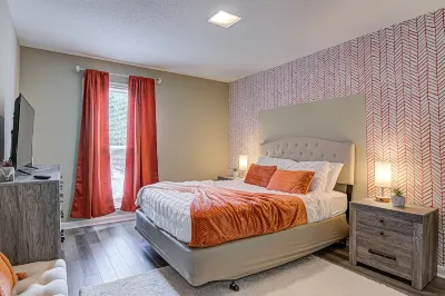 Elegant 2Bed1B Condo in quiet neighborhood near WFU, UNSA, Hospitals.