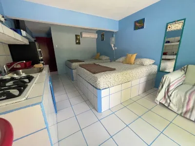 Studio 3 apt: with A/C, Kitchen, balcony.
