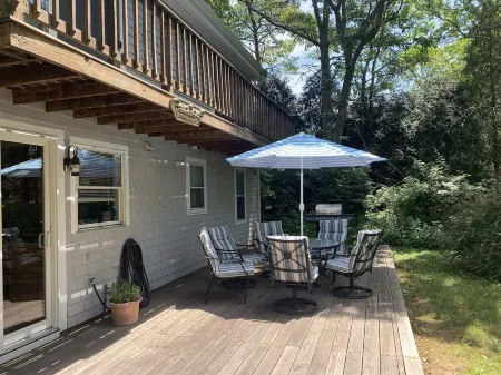 Location! Gorgeous house near a beautiful lake, 15 min to the best ocean beaches Отели в г. Машпи