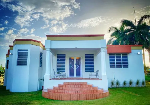 Luxury Villa w/ Private Jacuzzi & Massage Included