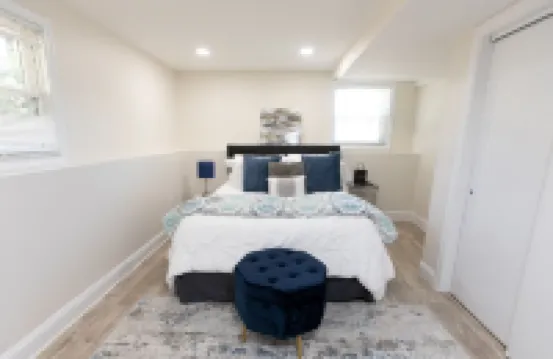 Spacious 4BR with Modern Amenities – Family-Friendly Hotels in Randolph