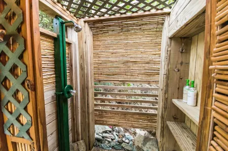 Lameshur Bay Glamping Site with AC