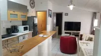 Village House - Close to the Marina