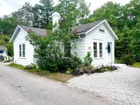 3BR 1. 5 Bath Beach Cottage near KPT/Beaches Hotels near Kennebunk Beach