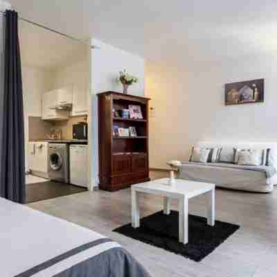 Bordeaux Hyper Center ville Rue Courbin renovated, cozy and bright Rooms