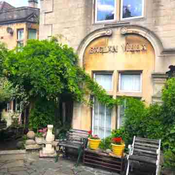 Laura’s Townhouse Apartments Skylight Loft Hotel Exterior