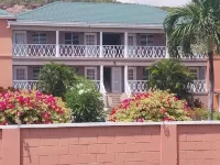 Beautiful island getaway, close proximity to popular beaches and historic site B