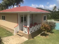 Come enjoy the beauty of Bathway Beach! Hotels in 