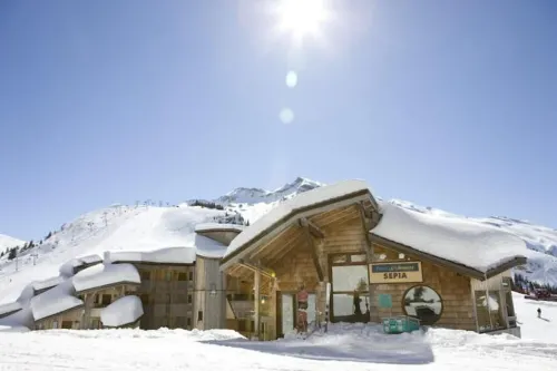 Avoriaz - Portes du Soleil : At the foot of the slopes