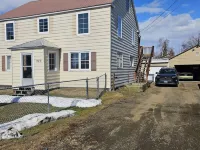 Rustic historic vibe of Fairbanks #1 conveniently located around attractions.