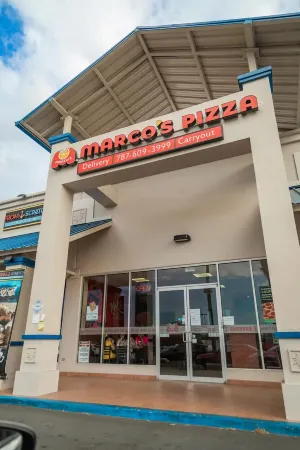 Modern Duplex with Heated Pool - Short Walk to Beach