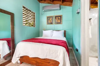 Close to great food & essentials Hotels in 